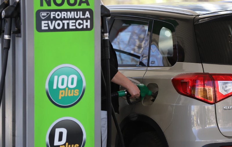 Țara unde motorina costă 20,05 lei litrul și cea unde benzina e doar 10 bani! Cum arată prețurile carburanților în lume - aprilie 2026
