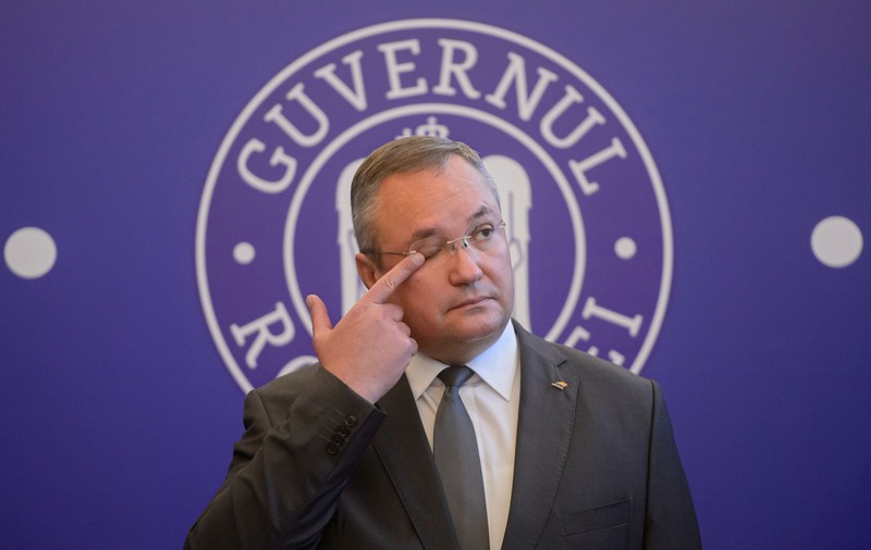 ZF: Guvernul Ciucă, împrumut de 4 miliarde de dolari, în primele zile din 2023. România va plăti o dobândă mai mare decât Ungaria pentru banii luați