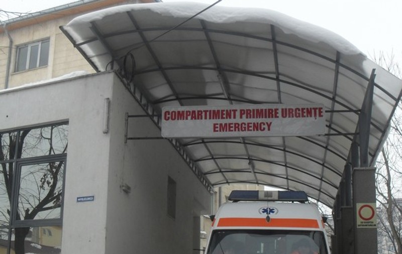 Un medic a căzut pe scările spitalului! I s-a făcut rău din cauza suprasolicitării