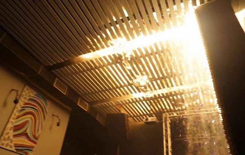 O nouă imagine din "clubul groazei" a fost făcută publică. Momentul în care flăcările se întind pe tavan