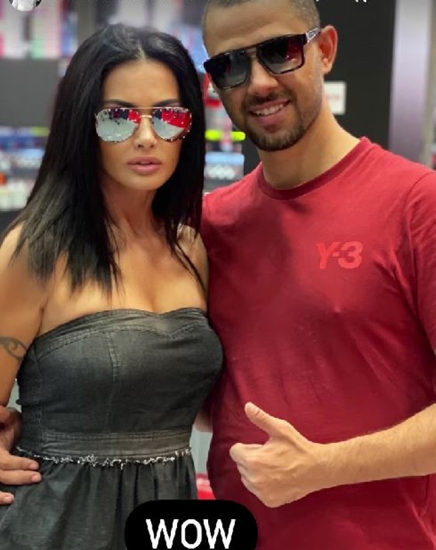 Oana Zăvoranu, declarații de dragoste pentru Alex Ashraf în plin divorț: „Te iubesc nepământesc de mult”. Actrița suferă enorm după ce a fost părăsită