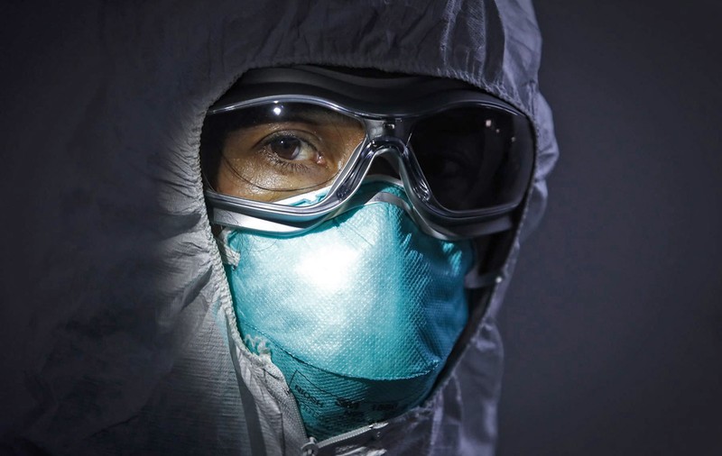 Cât de pregătite sunt spitalele de boli infecţioase din România pentru o epidemie de coronavirus? Brașovul are costume pentru două zile!