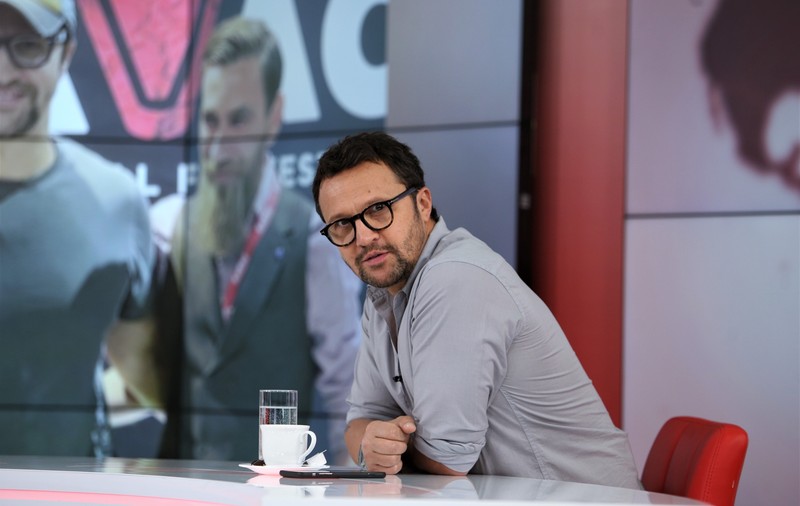 Dorian Boguță, la Interviurile Libertatea: „«Urma» e un film pe care-l gândesc de 20 de ani, mă bucur că pot în sfârșit să-l ofer publicului”