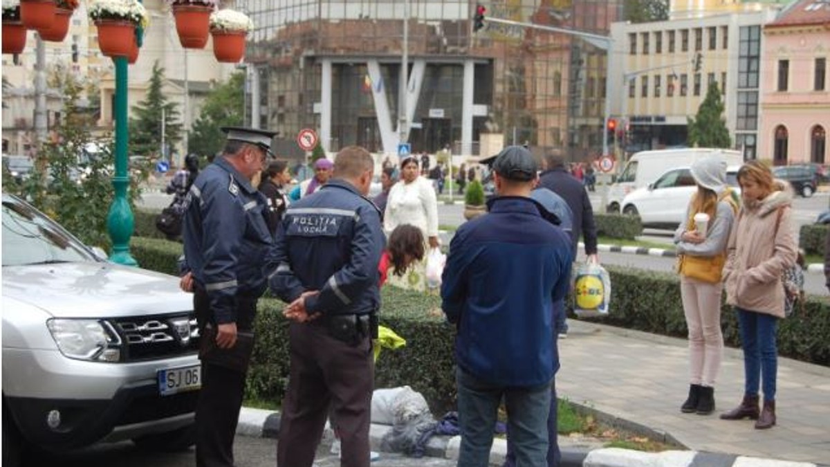 Un bărbat și-a dat foc în Primăria Zalău
