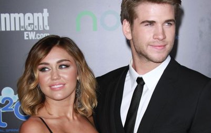 Miley Cyrus, te-ai logodit?