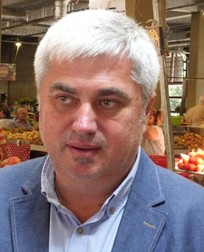 Moldovenii preferă piața și nu supermarketul