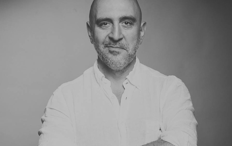 Răzvan Exarhu, la interviurile Libertatea Live. Realizatorul matinalului de la Rock FM vorbește despre gloria sărbătorilor pascal și despre Morning Glory