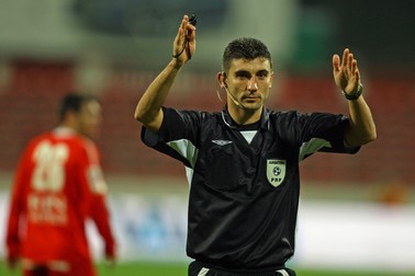 Meciul de fotbal dintre Dinamo Bucuresti si Gaz Metan Medias, din cadrul etapei a XIII-a a Ligii I, in Bucuresti, vineri, 29 octombrie 2010. In imagine, Marian Balaci