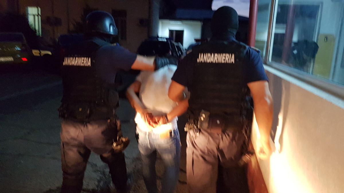 Bătaie între două clanuri rivale de romi, în orașul Buzău