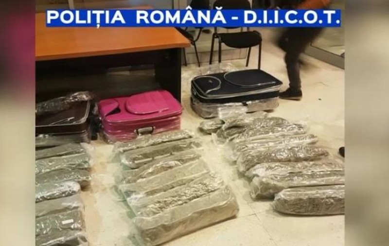 Droguri de jumătate de milion de euro, descoperite pe Centura Capitalei