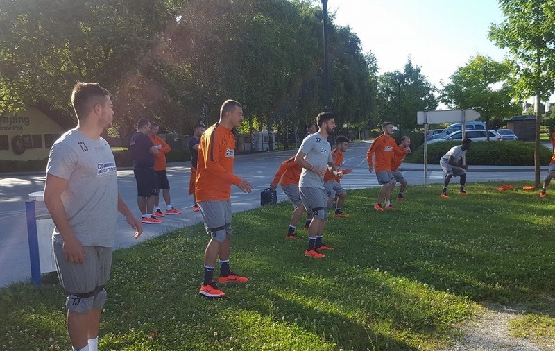 Ultima noutate din cantonamentul Stelei. Azi s-a alăturat echipei lui Reghe