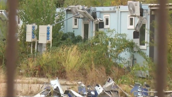 Spitalul modular din Pipera, investiție de 5 milioane, devastat de hoți. Foto: TVR Info
