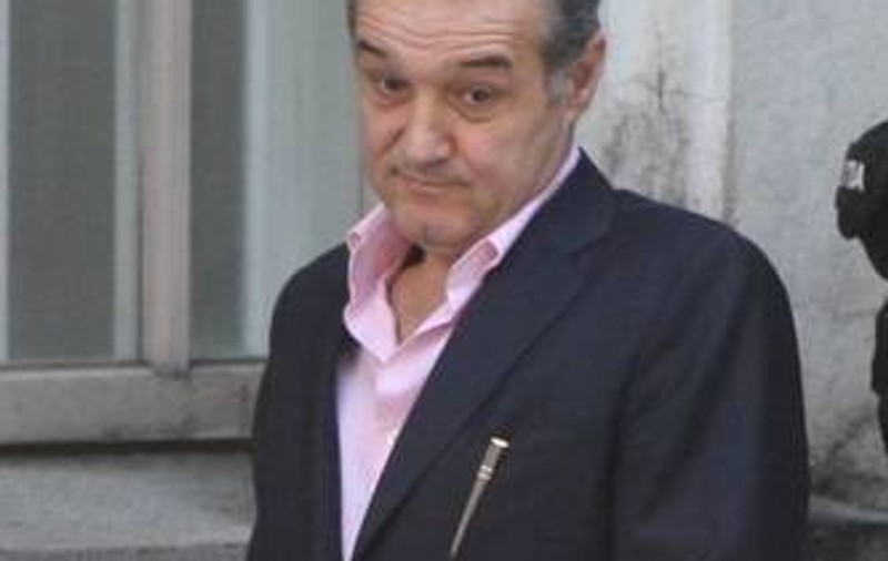 LOVITURĂ DE TEATRU! Vestea pe care Gigi Becali o aşteaptă de când a fost închis, ar putea veni chiar de ziua lui