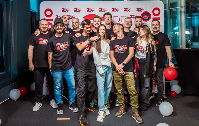 Kiss FM a împlinit 20 de ani! De două decenii asculți doar hituri!