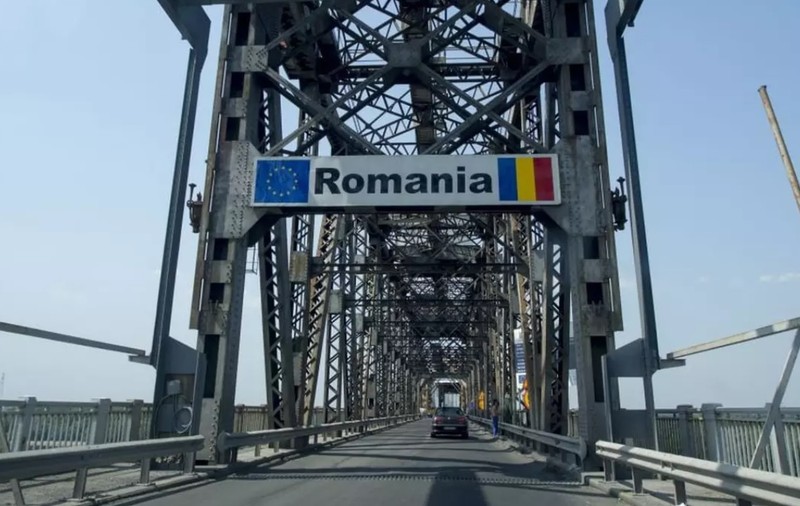 Restricţii de circulaţie pe Podul Giurgiu - Ruse. Cât timp durează lucrările