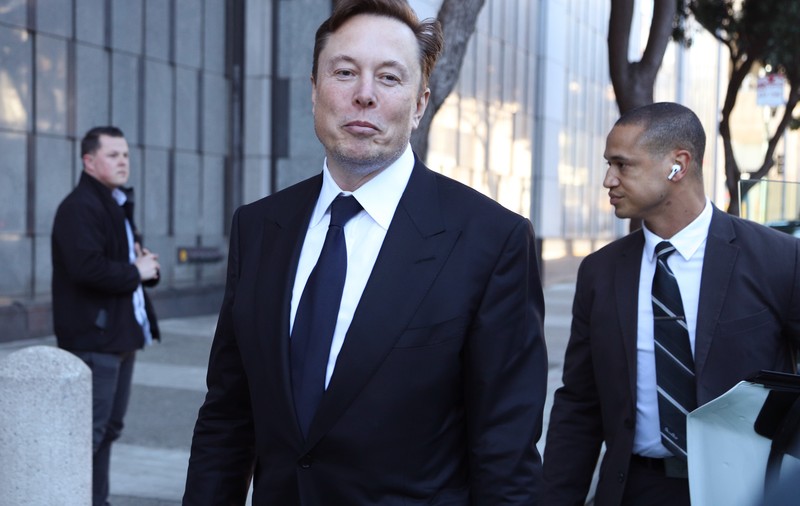 Elon Musk acuză presa americană de rasism împotriva albilor și asiaticilor. Care sunt motivele