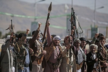 Rebelii Houthi, susținuți de Iran, împotriva guvernului din Yemen FOTO: Hepta