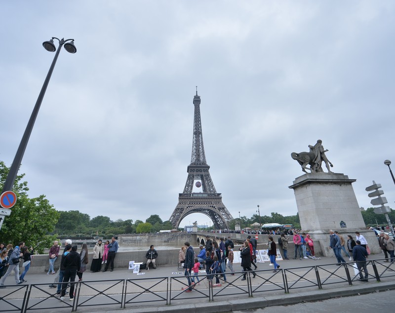 Libertatea, la Euro 2016. Hotelul tricolorilor, terenul de antrenament, Parisul sub ape, fanzone-ul și gloanțele de la Bataclan | EXCLUSIV