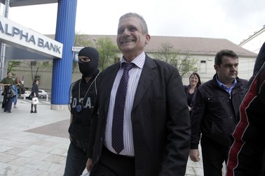 Ioan Boloş, liderul Sindicatului Mecanicilor de Locomotivă, este adus la audieri la DNA Timişoara. Sursa foto: Inquam Photos / Virgil Simionescu