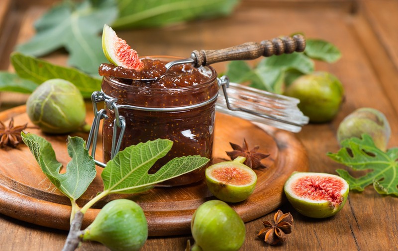 Dulceață de smochine - cum păstrezi aroma proaspătă a fructelor în borcan