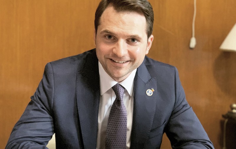 Cum răspunde Ministerul Cercetării după ce a fost acuzat că legea securității cibernetice dă acces SRI și Ministerului Apărării la date private: „Proiect coordonat de MApN”