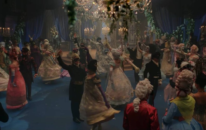 Netflix aduce Bridgerton la București, într-un bal mascat de neuitat: invitați surpriză din celebrul serial