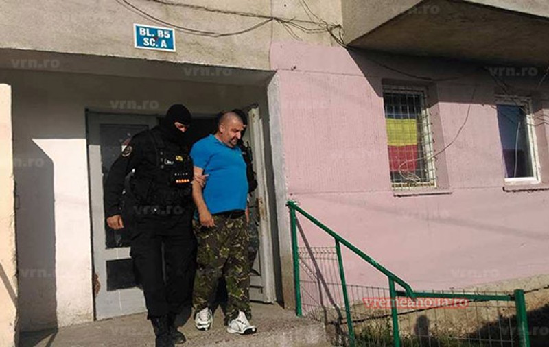 Polițist de frontieră din Vaslui, reținut de mascați. Marius Aurelian Profiri ar fi organizat reglări de conturi de tip mafiot