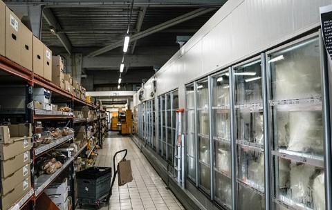 rafturi goale congelatoare
