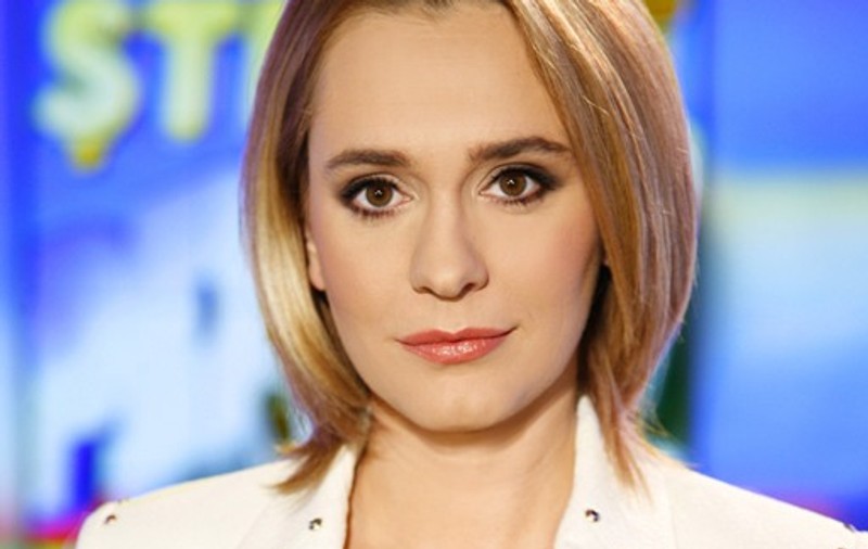Andreea Esca vrea să-i ia un interviu lui George Clooney