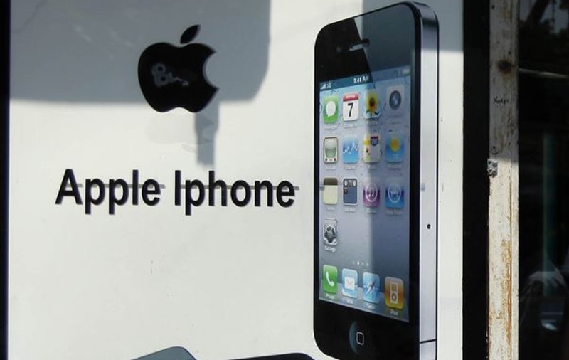 iPhone 5 este şi în România începând de vineri! Vezi care sunt preţurile!