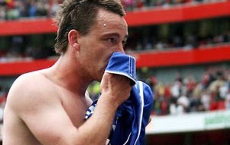 Tatăl lui John Terry, prins în timp ce vindea cocaină / Video