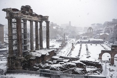 Ninsoare la Roma