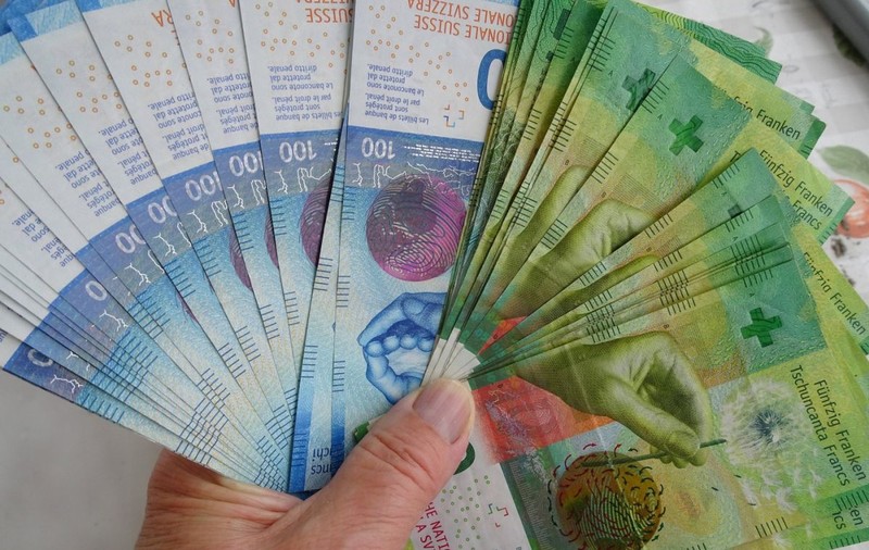 Ceartă pe averea de 2 miliarde de franci elvețieni a unui colecționar de artă, care și-a schimbat testamentul cu 6 luni înainte să moară