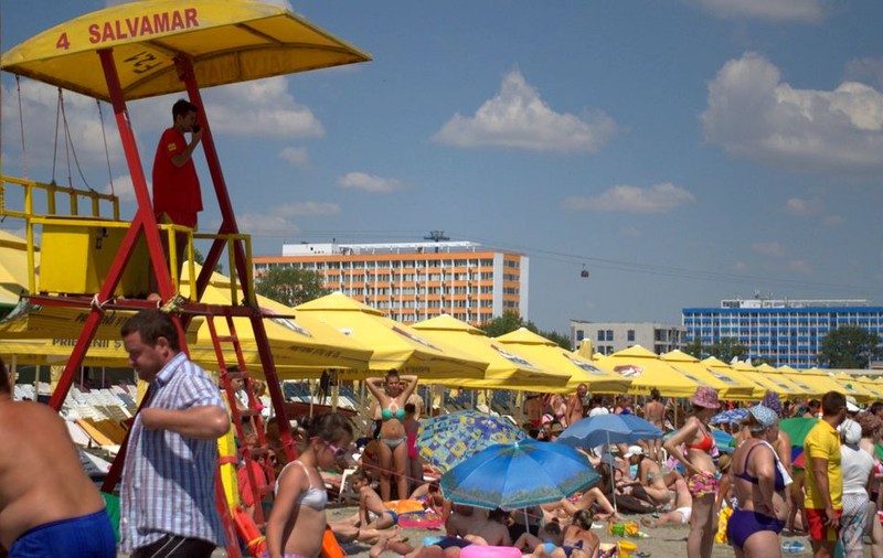 Cel puțin 10 oameni au murit înecați pe litoral, de la începutul sezonului. ”O secundă contează pentru a vă salva viața!”