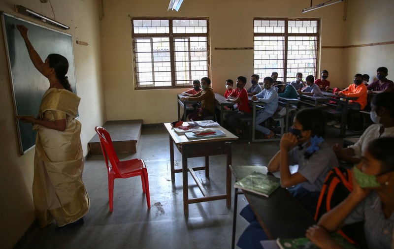 Elev din India, ucis în bătaie de profesorul său din cauza unei greșeli de ortografie