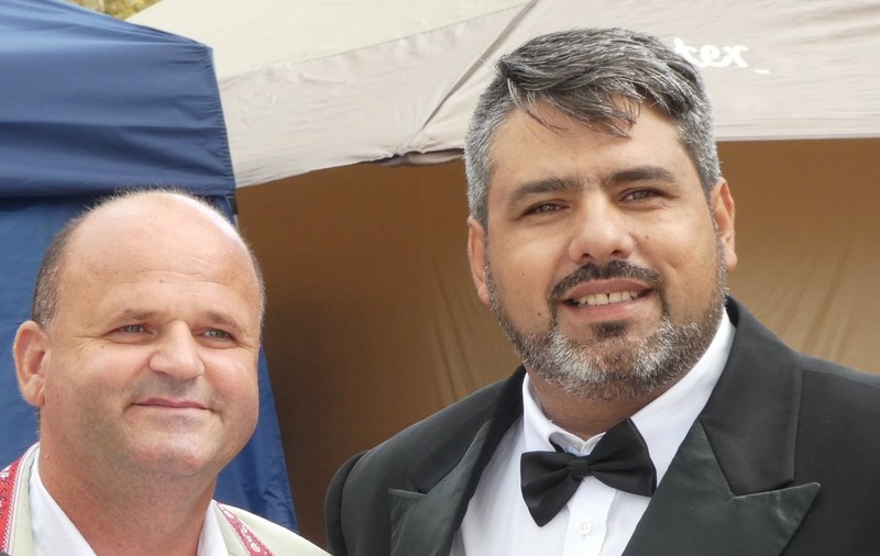 VIDEO EXCLUSIV/ Prima apariție publică din ultimii trei ani. Zidarul-tenor Costel Busuioc își câștigă pâinea în SUA