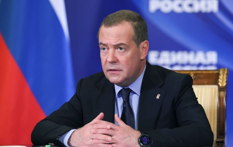 Dmitri Medvedev propune ca Rusia să dea arme nucleare inamicilor Statelor Unite: „O idee excelentă”