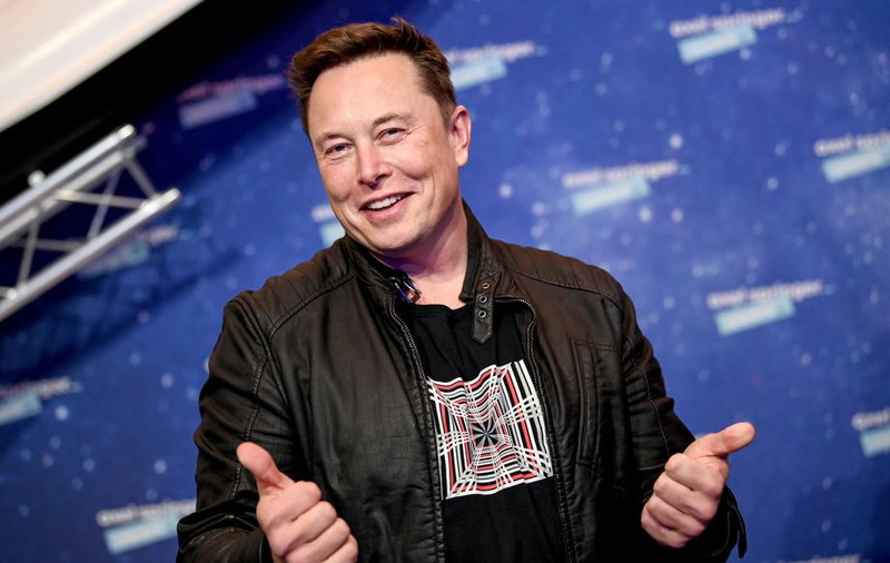 Elon Musk a devenit cel mai mare acționar al Twitter, cu 9% din titluri. Acțiunile rețelei sociale au crescut cu 27%
