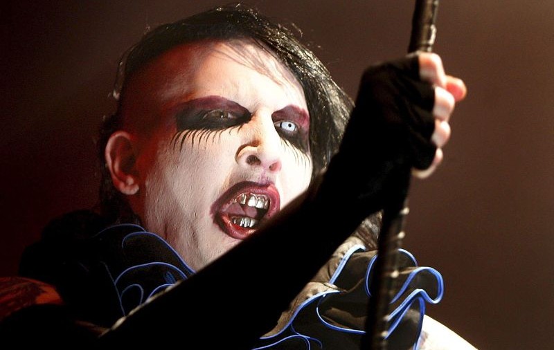 Marilyn Manson: "Mă droghez doar când sunt fericit"