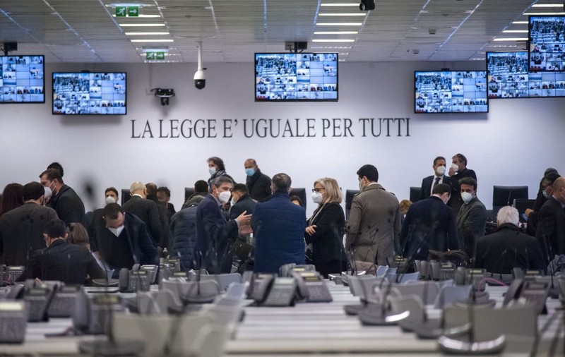 Peste 200 de oameni au fost condamnați în Italia, într-un megaproces împotriva mafiei calabreze 'Ndrangheta