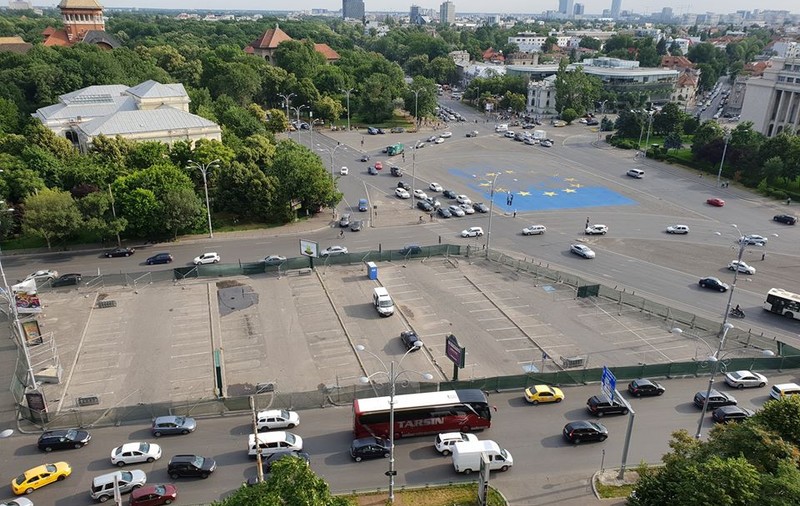 Jandarmii au construit deja țarcul pentru mitingul PSD din Piața Victoriei