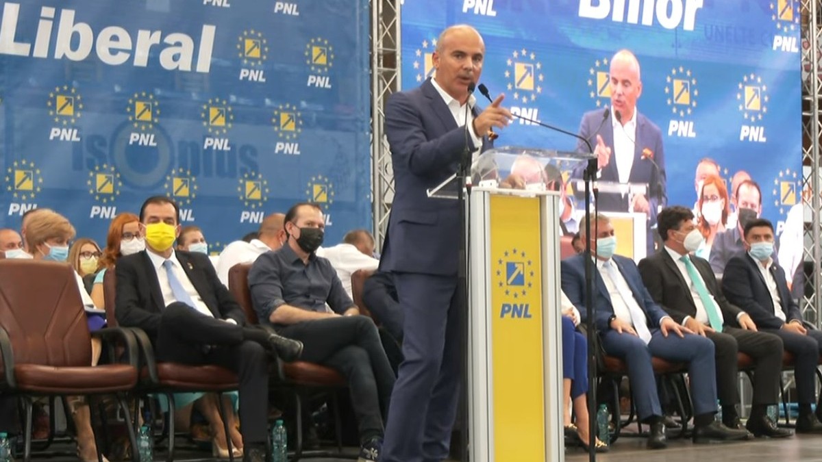 Rares Bogdan, atac la Ludovic Orban si la Cristian Ghinea pe tema PNRR-ului Romaniei.