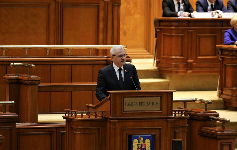 Dragnea, apel la încetarea "războiului între români şi români": "Separaţi putem fi frânţi, dar uniţi împreună putem însă a fi o forţă de nestăvilit"