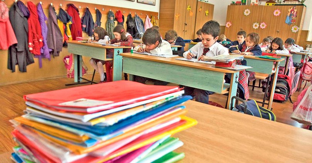 Mărturiile părinţilor care se opun şcolarizării băiatului care şi-a ucis bunica