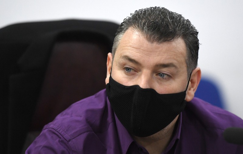 PNL Sector 4 l-a exclus din partid pe consilierul liberal ales viceprimar și îl acuză că s-a aliat cu PSD ca să câștige funcția: „Îl vom înlocui pe trădător”