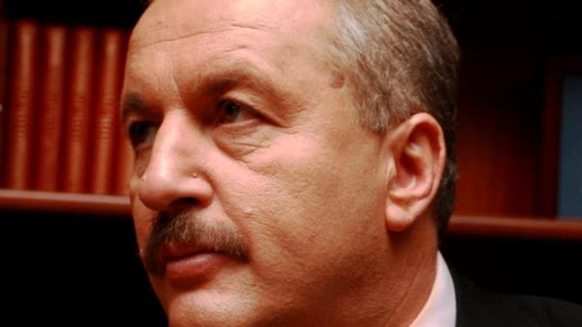 Vasile Dâncu acuză Parlamentul că a blocat legea urbanismului