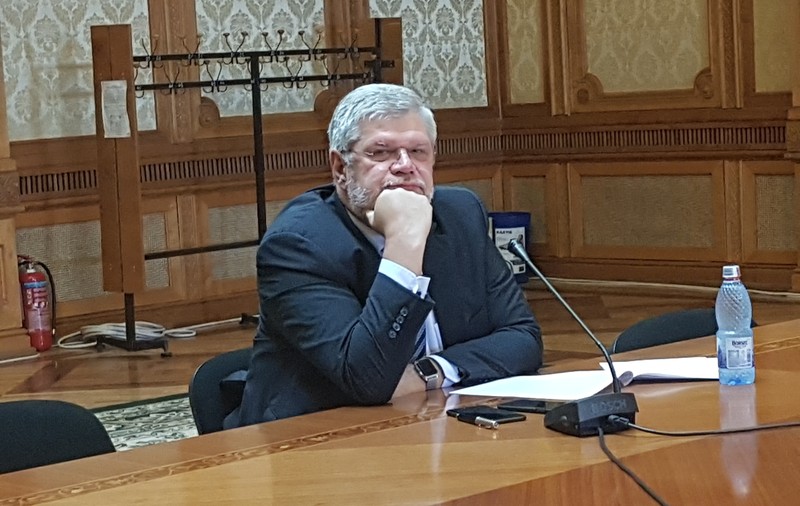UPDATE. Președintele-director general al Radiolului Public, audiat în Parlament, după ce a fost acuzat de angajați că stă numai în deplasări externe