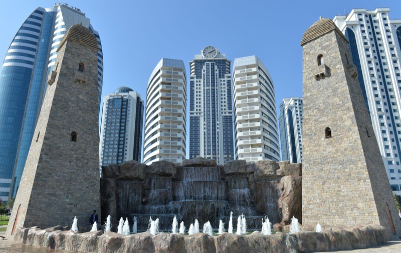 Șefii presei de stat din Cecenia au primit apartamente de lux și „prime sociale”: „Recompensă pentru munca titanică în domeniul informației”
