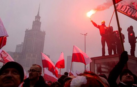 De la cozi de cinci ore pentru carne la o economie de 1.000 de miliarde de dolari. Cum a ajuns Polonia să dea lovitura și unde a rămas România
