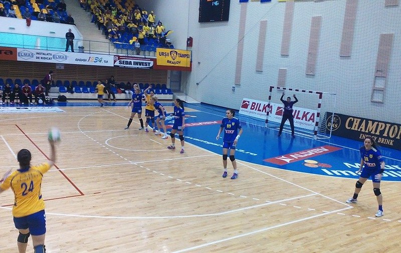 Corona Brașov și CSM Ploiești au oferit un meci cu răsturnări de situație, în Liga Națională 